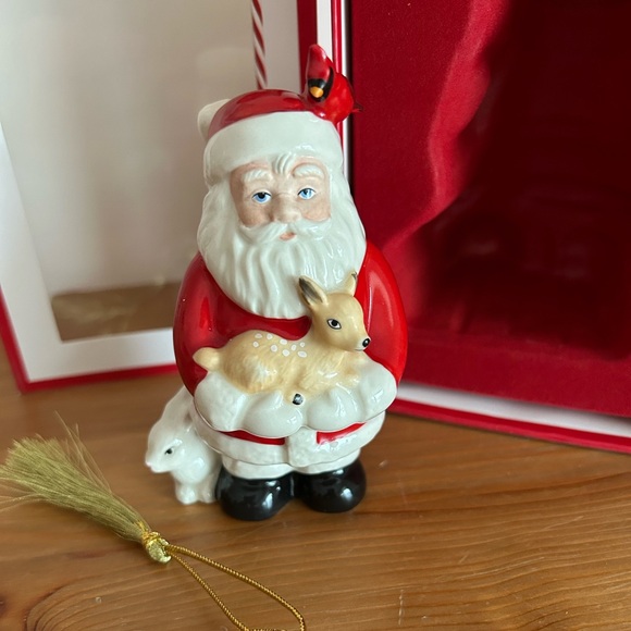 Lenox Santa 🎅 Ornament - Picture 9 of 13